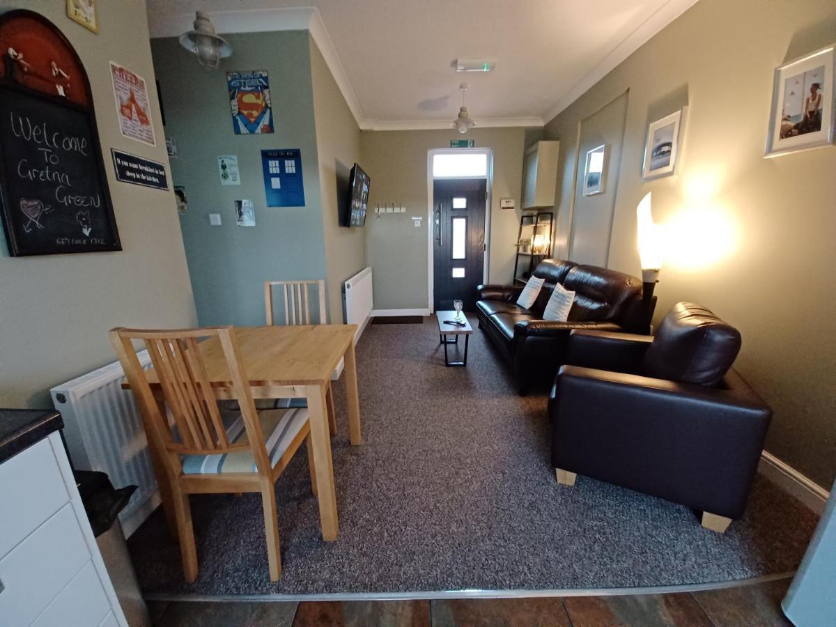 Solway Retreat Apartment Gretna Bagian luar foto